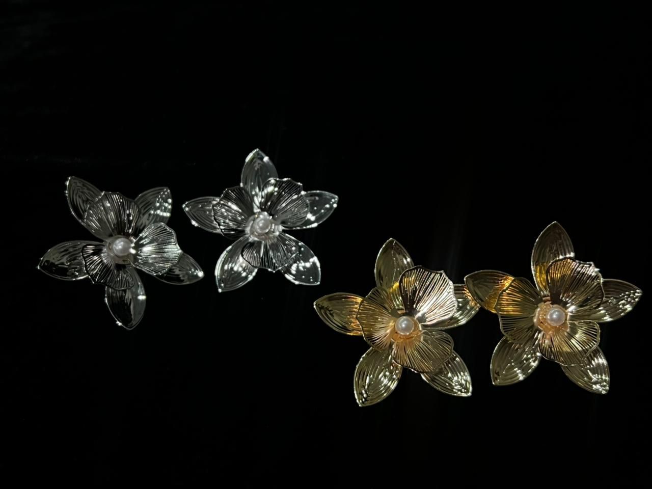 Metallic Flower Earrings